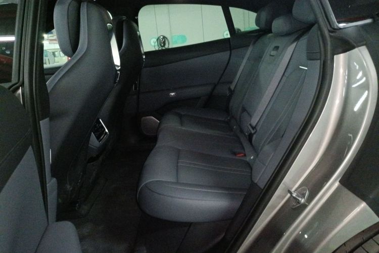 小米汽车 小米YU7 2025款 超长续航后驱版中控内饰21