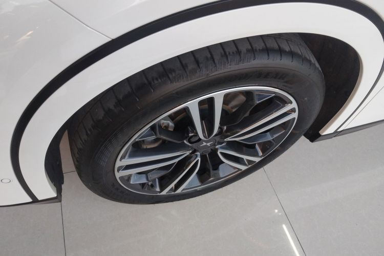 小鹏G6 2023款 755 超长续航 Max车身外观6001