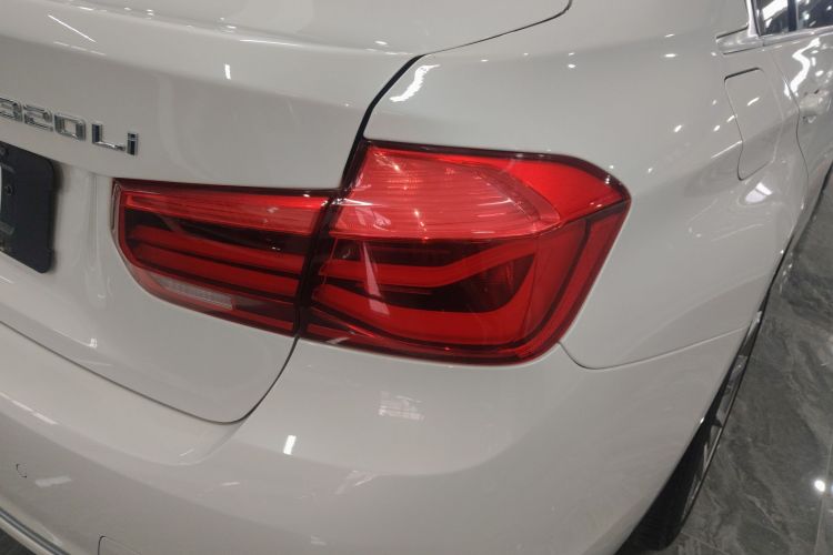 宝马3系 2019款 320Li 时尚型车身外观6005