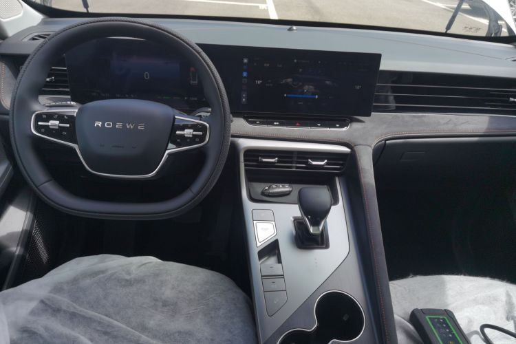 荣威D5X DMH 2024款 135旗舰版中控内饰12