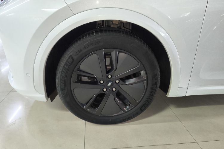 理想汽车 理想L7 2024款 MAX车身外观6002