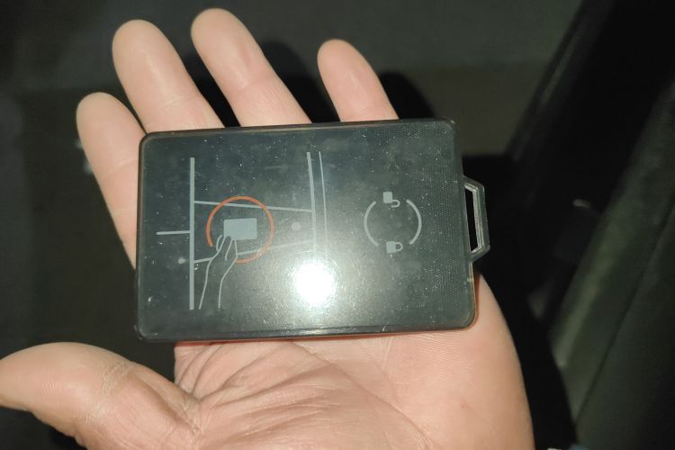 特斯拉 Model 3 2023款 后轮驱动版中控内饰11