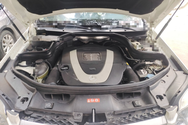 奔驰GLK级 2012款 GLK 300 4MATIC 动感型局部细节24