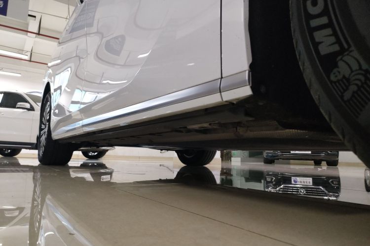 比亚迪 夏 2025款 DM-i 1.5T 180km 超越型局部细节9001