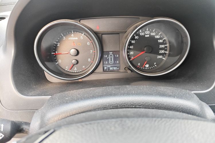 哈弗H6 2016款 升级版 1.5T 自动两驱精英型中控内饰15