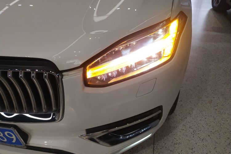 沃尔沃XC90 2020款 改款 T6 智逸豪华版 7座车身外观36