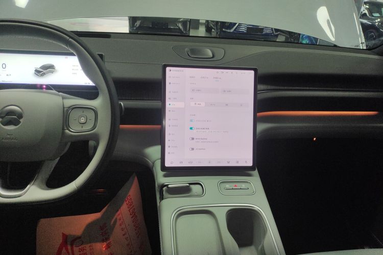 蔚来ES6 2024款 75kWh中控内饰16