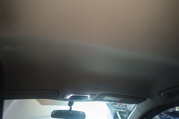 丰田 锋兰达 2023款 2.0L CVT精英版中控内饰22