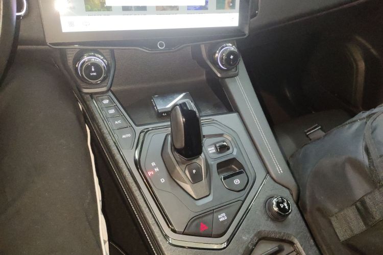 领克01 EM-P 2021款 1.5TD PHEV Halo中控内饰18