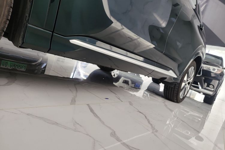 蓝电E5 PLUS 2025款 165km 长续航版PLUS 5座局部细节9002