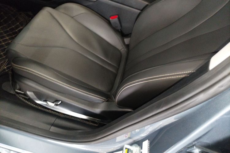 小鹏P5 2022款 460E+中控内饰19