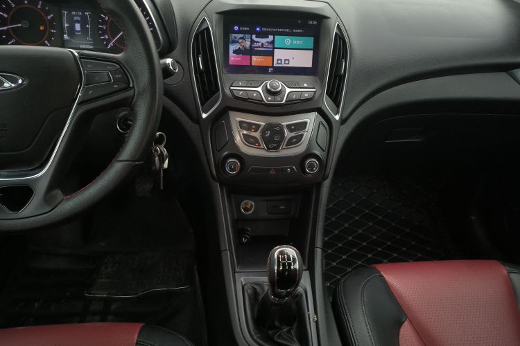 奇瑞 艾瑞泽5 2017款 1.5L 手动豪华版中控内饰16