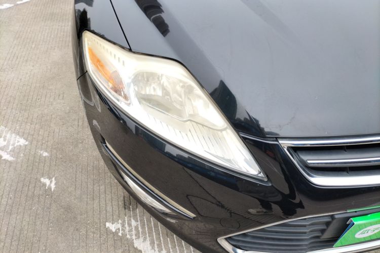 福特 致胜 2013款 2.3L 时尚型车身外观8