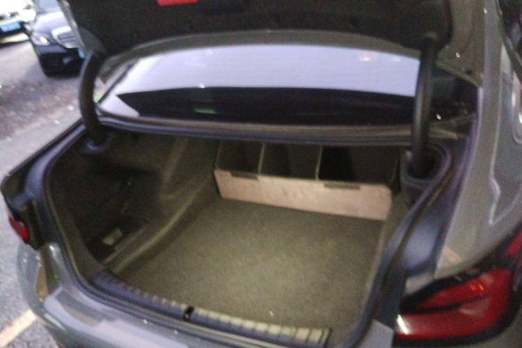 宝马5系(进口) 2022款 改款 530i M运动套装局部细节23