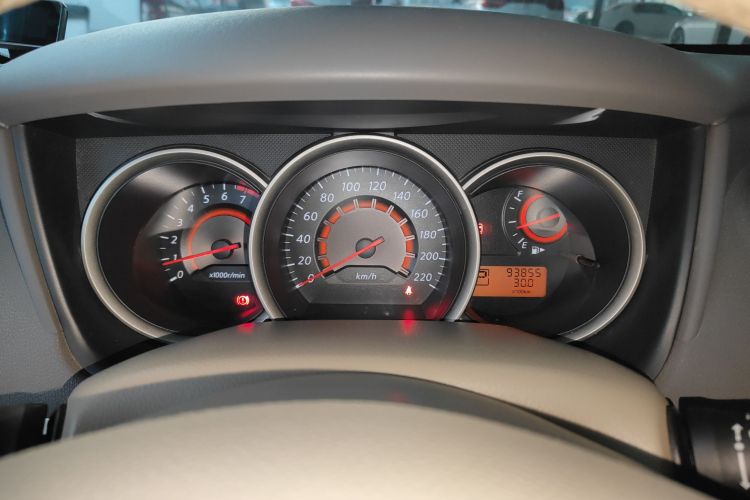 日产 轩逸 2012款 经典 1.6XE 自动舒适版局部细节14