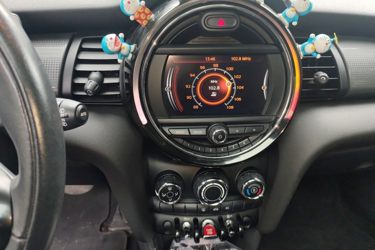 MINI 2016款 1.5T COOPER中控内饰16