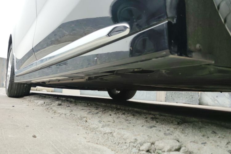 岚图汽车 岚图梦想家 2024款 PHEV 超长续航卓越版局部细节9002