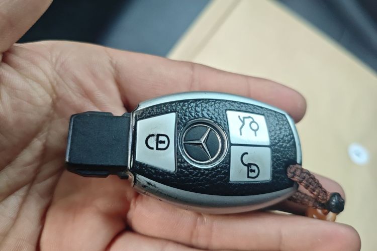 奔驰GLC 2018款 改款 GLC 260 4MATIC 豪华型中控内饰7001