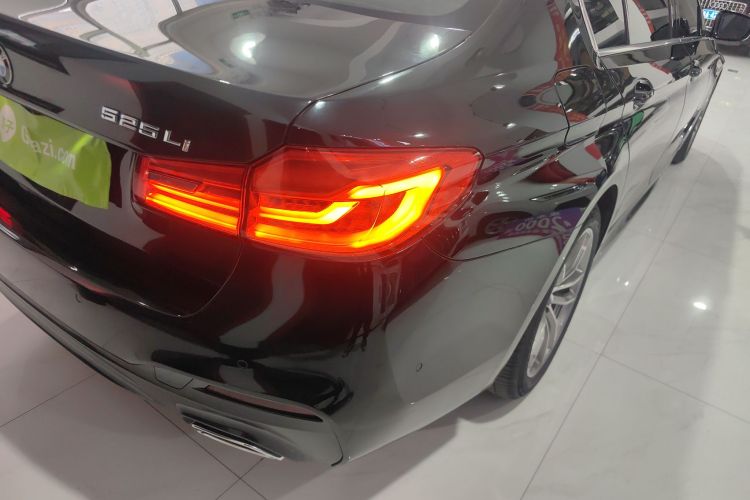 宝马5系 2020款 525Li M运动套装车身外观6006