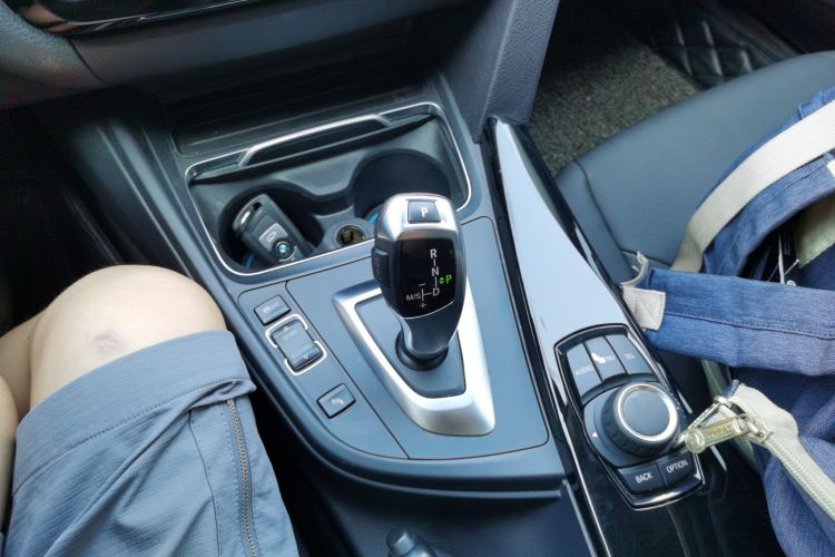 宝马3系 2016款 316Li 时尚型局部细节18