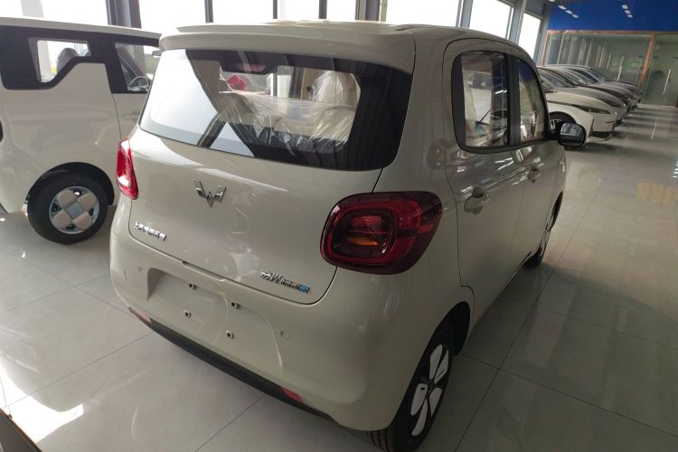 五菱汽车 宏光MINIEV 2025款 四门版 进阶款车身外观7