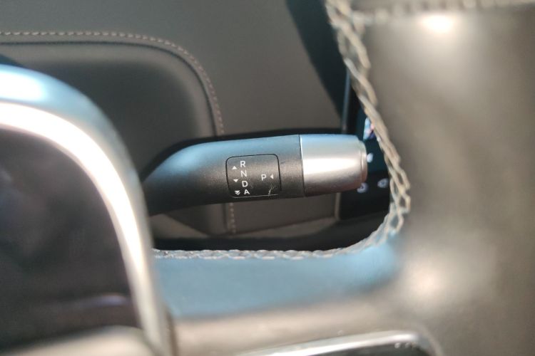 理想汽车 理想L9 2023款 Pro局部细节18