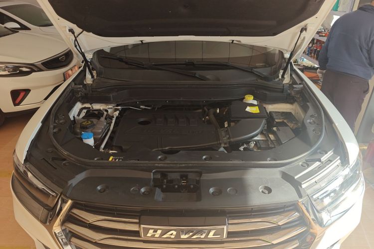 哈弗H6 2021款 国潮版 1.5T 自动冠军版机舱底盘24