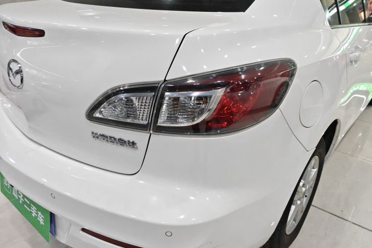 马自达3星骋 2015款 三厢 1.6L 自动舒适型车身外观6006