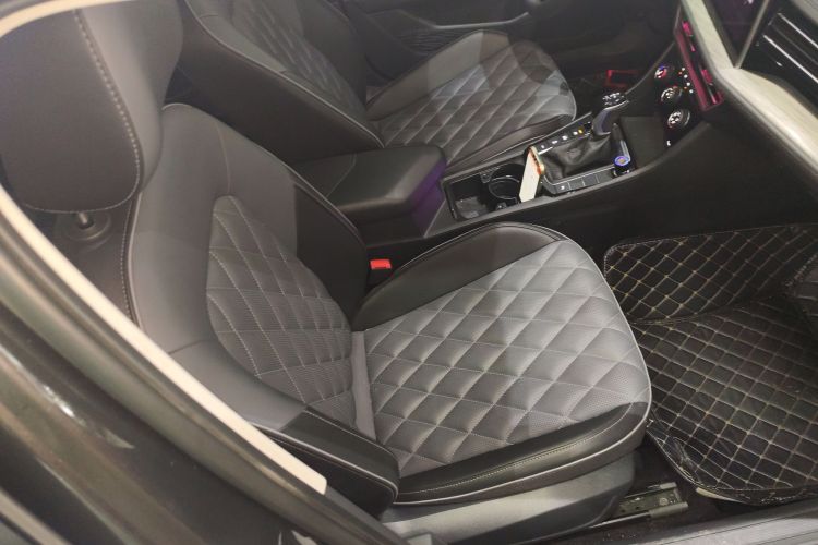 大众 速腾 2024款 300TSI DSG超越版局部细节41