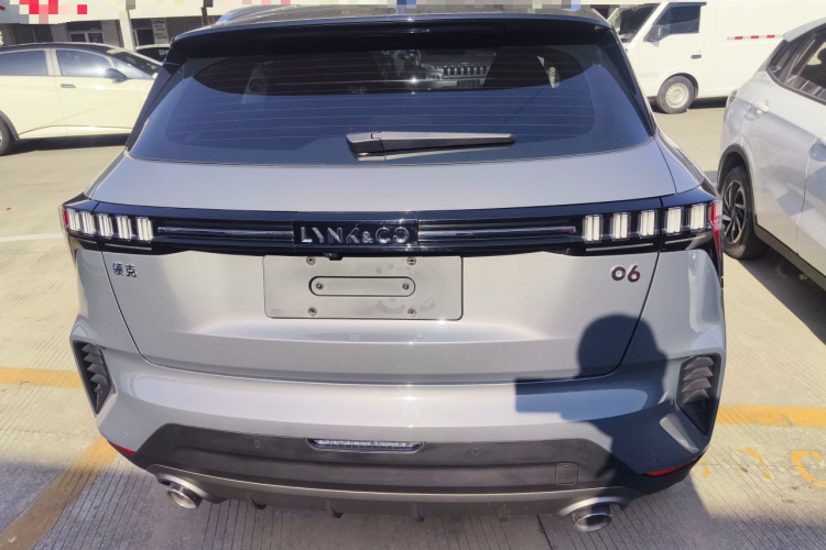 领克06 2023款 Remix 1.5T 劲Halo车身外观6