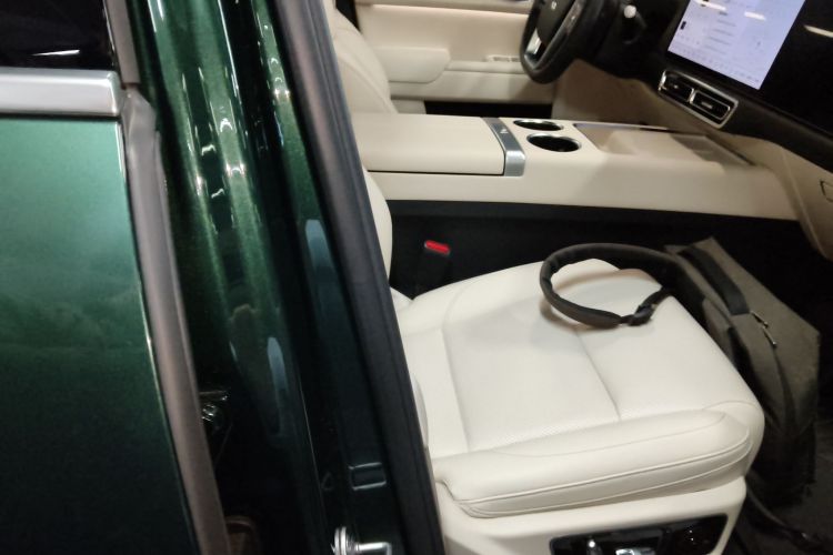 理想汽车 理想L7 2023款 Pro局部细节41