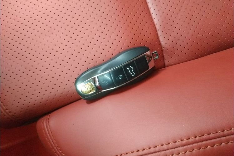 保时捷 2021款 Macan 2.0T中控内饰11