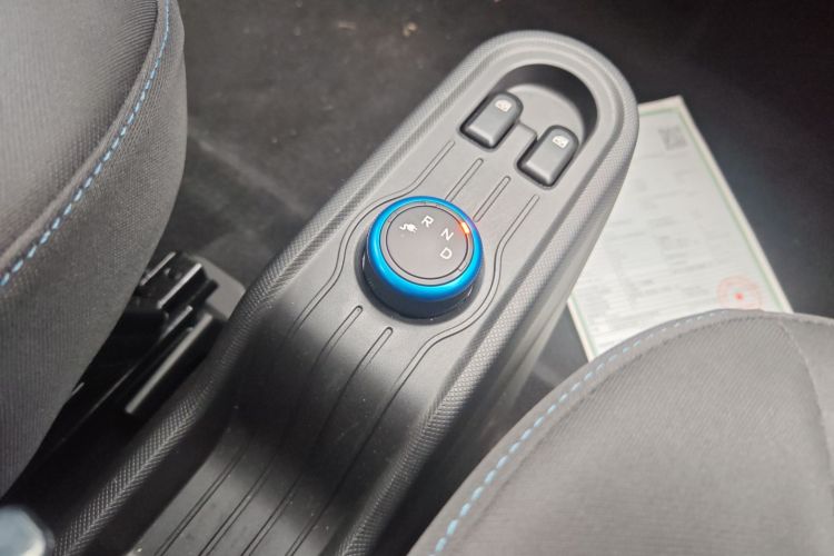 五菱汽车 宏光MINIEV 2021款 马卡龙臻享款 三元锂中控内饰18