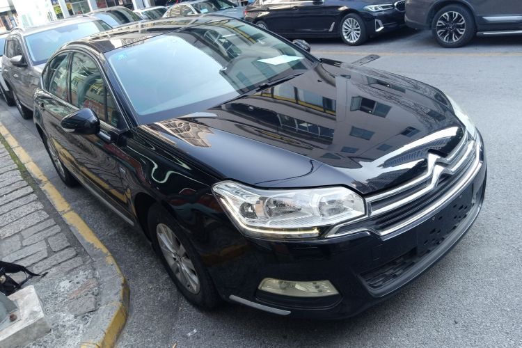 雪铁龙C5 2014款 1.6T 自动尊享型车身外观6002