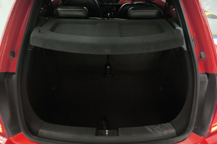 大众 甲壳虫 2017款 180TSI 宜乐版机舱底盘23