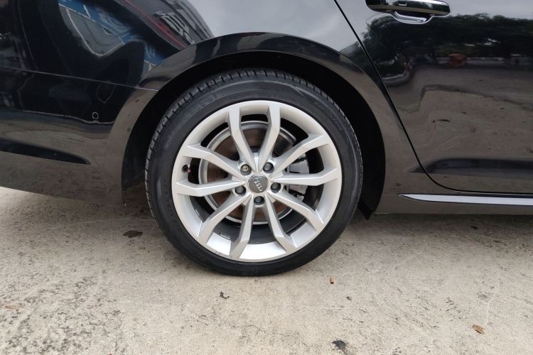 奥迪A4L 2019款 40 TFSI 时尚型 国VI车身外观6008