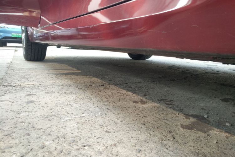 起亚K5 2016款 2.0L 自动LUX局部细节9001