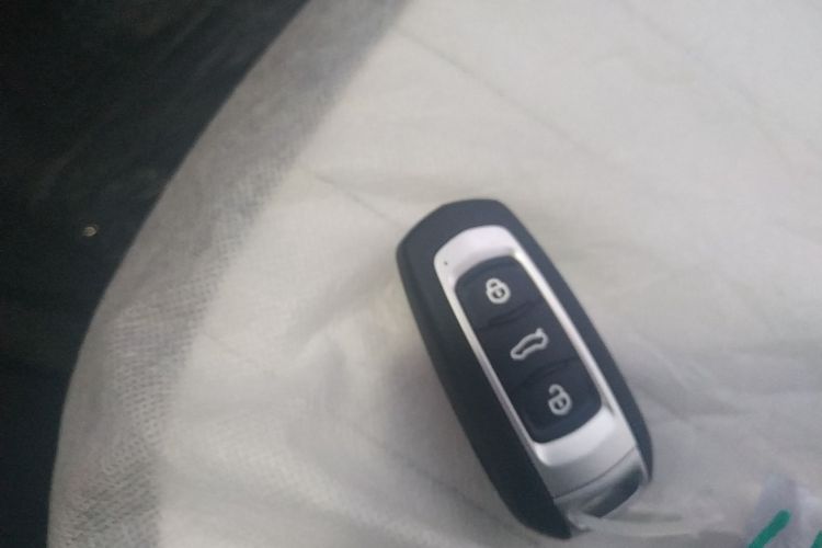 吉利银河 2025款 210km 熊猫骑士中控内饰11