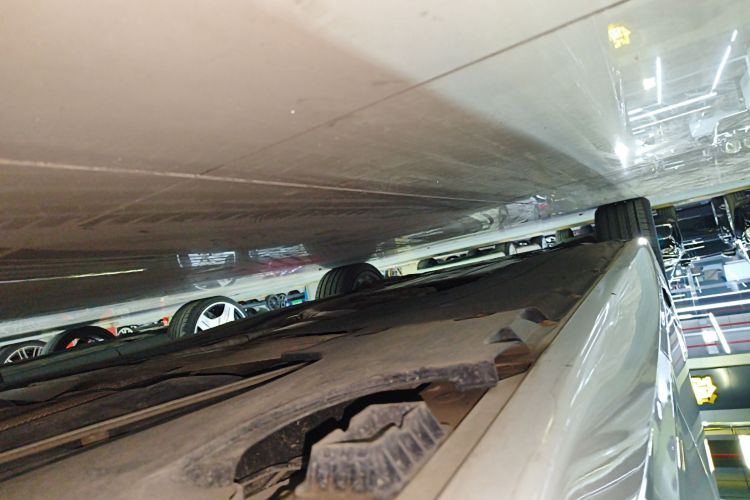 宝马5系 2022款 改款 530Li xDrive M运动套装局部细节9002