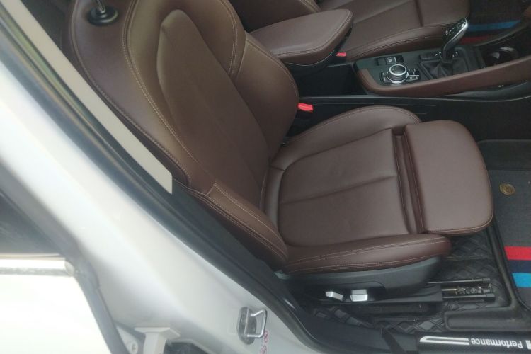 宝马X1 2022款 sDrive25Li 领先型局部细节41