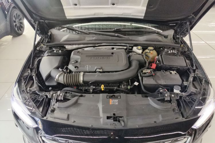 别克 君威 2023款 652T 智享型机舱底盘24