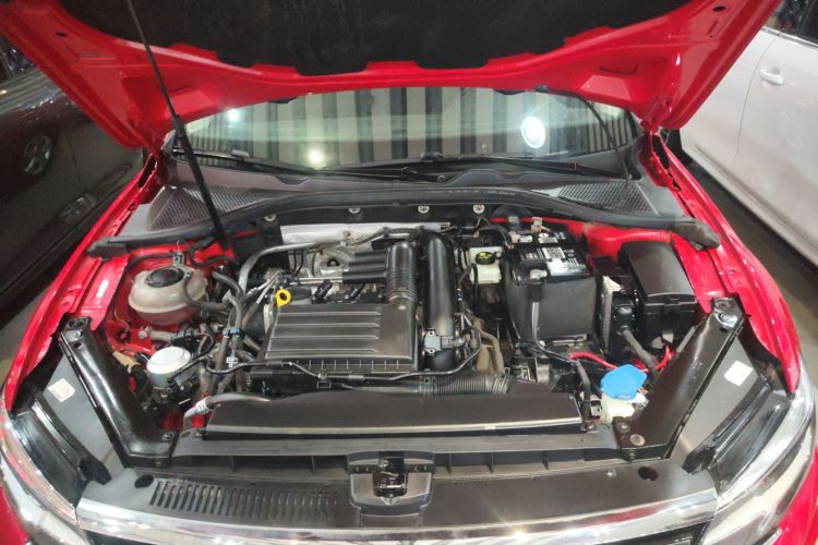 大众 凌渡 2021款 230TSI DSG风尚版机舱底盘24