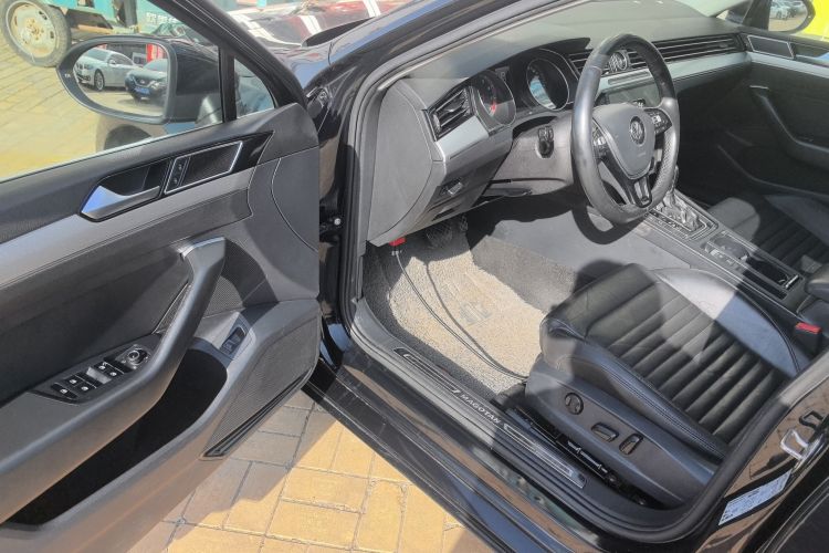 大众 迈腾 2018款 280TSI DSG 领先型中控内饰20