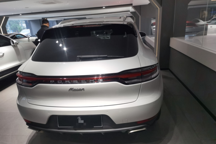 保时捷 2018款 Macan 2.0T车身外观6004