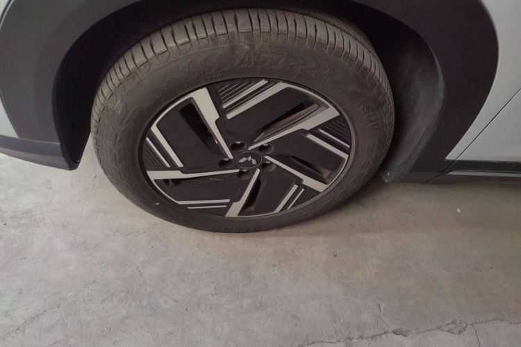 五菱汽车 五菱星光S 2024款 130km 旗舰型车身外观6007