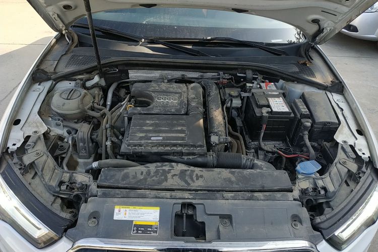 奥迪A3 2016款 Limousine 35 TFSI 领英型机舱底盘24