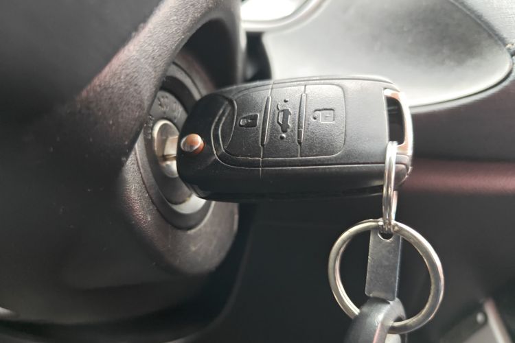 宝骏530 2018款 1.5T 手动精英型 国V中控内饰11