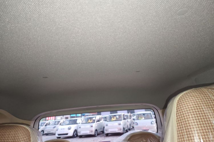 五菱汽车 宏光MINIEV 2024款 第三代 215km 青春版局部细节22