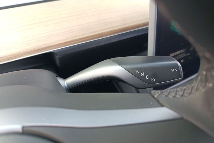 特斯拉 Model Y 2021款 长续航全轮驱动版 3D7中控内饰18