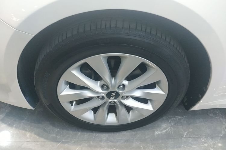 起亚K5 2016款 1.6T 自动LUX车身外观6007